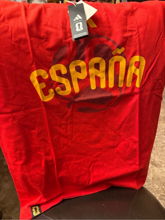 adidas Other - adidas Red Short Sleeve Tee with Yellow ESPAÑA Print